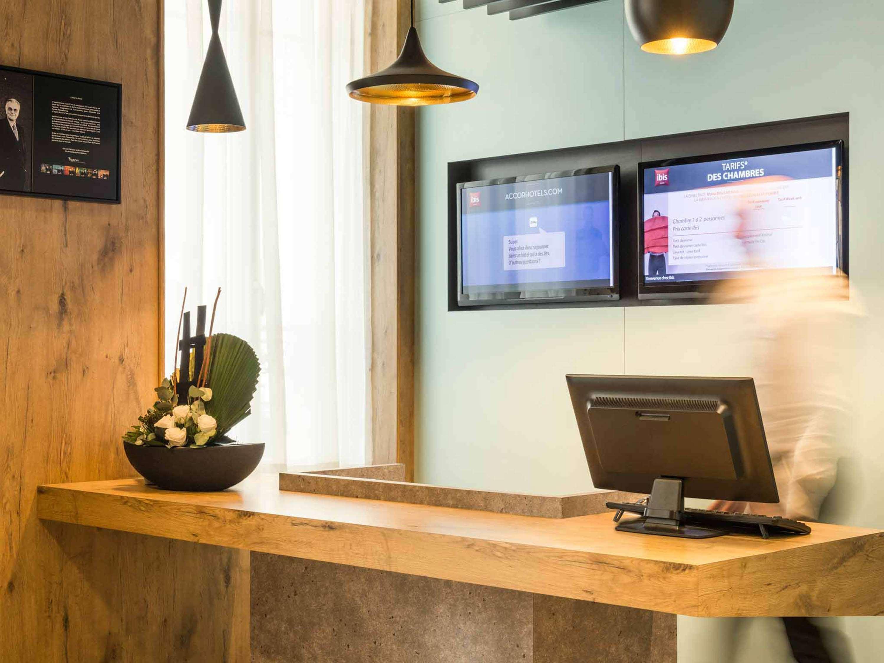 Ibis Levallois Perret Экстерьер фото